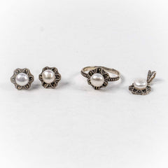 Set Bijuterii STILL Argint 925 - Pandantiv, Inel, Cercei, Perle de Cultura si Marcasite, Marime Inel 9, Alb Sidefat