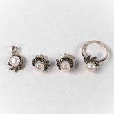 Set Bijuterii STILL Argint 925 - Pandantiv, Inel, Cercei, Perle de Cultura si Marcasite, Marime Inel 7, Alb Sidefat