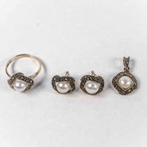 Set Bijuterii STILL Argint 925 - Pandantiv, Inel, Cercei, Perle de Cultura si Marcasite, Marime Inel 8, Alb Sidefat