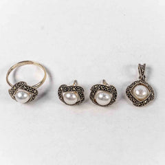 Set Bijuterii STILL Argint 925 - Pandantiv, Inel, Cercei, Perle de Cultura si Marcasite, Marime Inel 8, Alb Sidefat