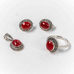 Set Bijuterii STILL Argint 925 - Pandantiv, Inel, Cercei, Carneol si Marcasite, Marime Inel 8, Rosu