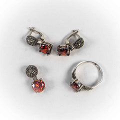 Set Bijuterii STILL Argint 925 - Pandantiv, Inel, Cercei, Granit si Marcasite, Marime Inel 8, Rosu