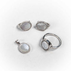 Set Bijuterii STILL Argint 925 - Pandantiv, Inel, Cercei, Sidef, Marime Inel 8, Alb sidefat