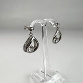 Cercei drop zirconia cu prindere fluture din argint 925 - vedere 1