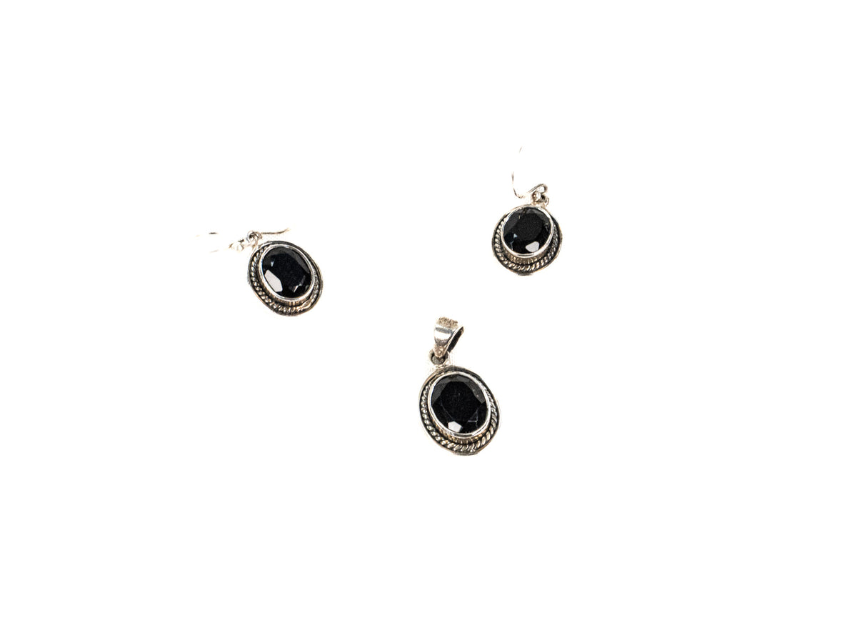 Set Bijuterii din Argint 925 - Cercei, Pandantiv - Onix Fatetat - Negru