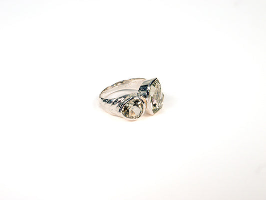Inel din Argint 925 cu Peridot Fatetat Verde deschis - Marime 8