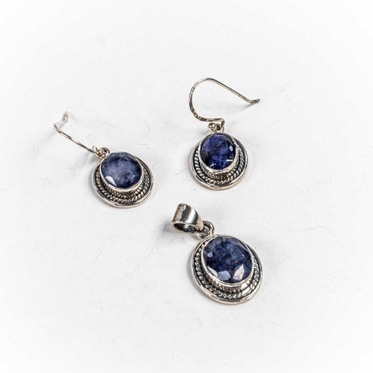 Set Bijuterii STILL Argint 925 - Pandantiv, Cercei, Radacina de Safir, Negru