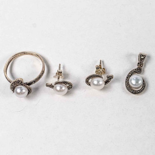 Set Bijuterii STILL Argint 925 - Pandantiv,  Inel,  Cercei, Perla de Cultura si Marcasite, Marime Inel 9, Alb Sidefat