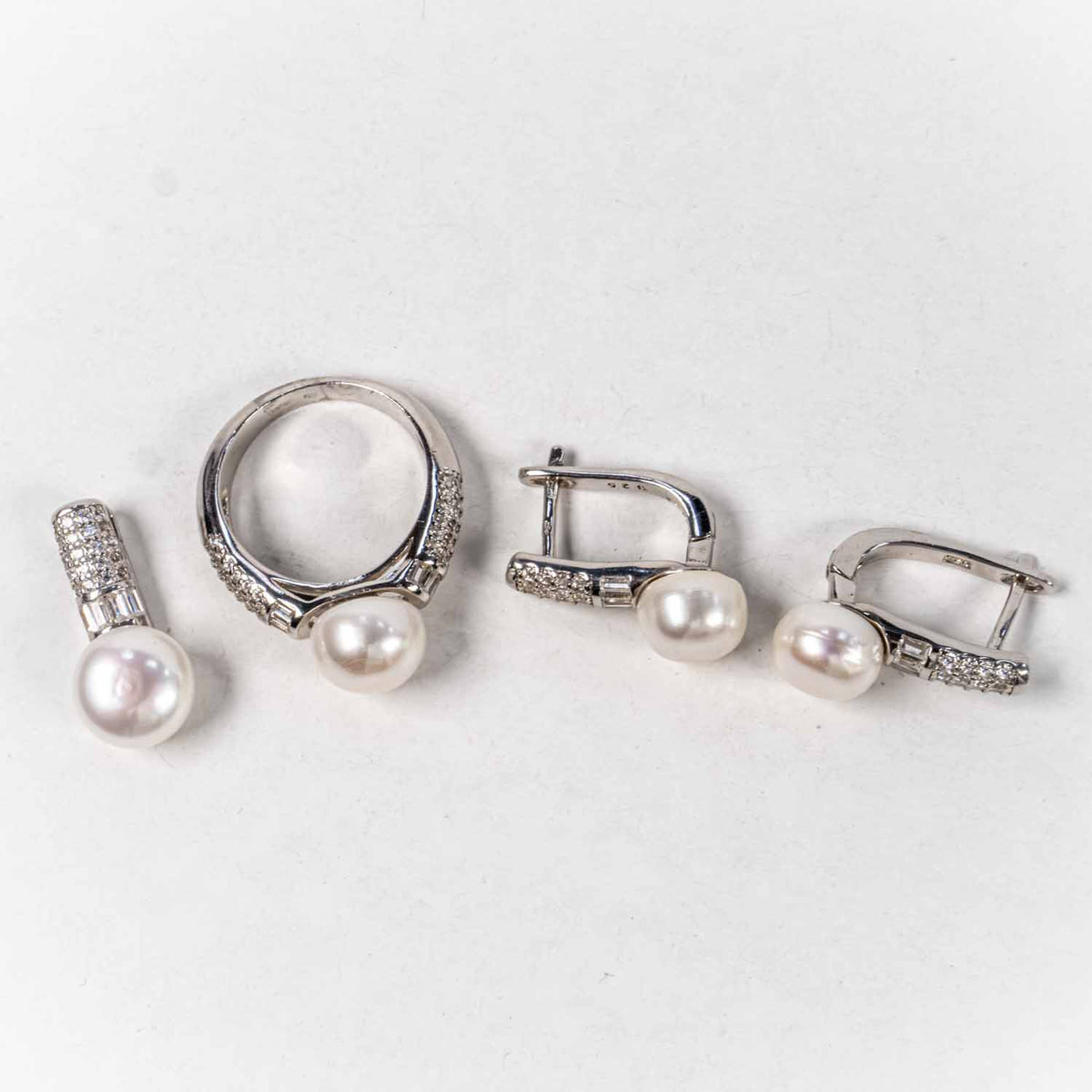 Set Bijuterii STILL Argint 925 - Pandantiv,  Inel,  Cercei, Perla de Cultura si Zirconia, Marime Inel 5, Alb sidefat