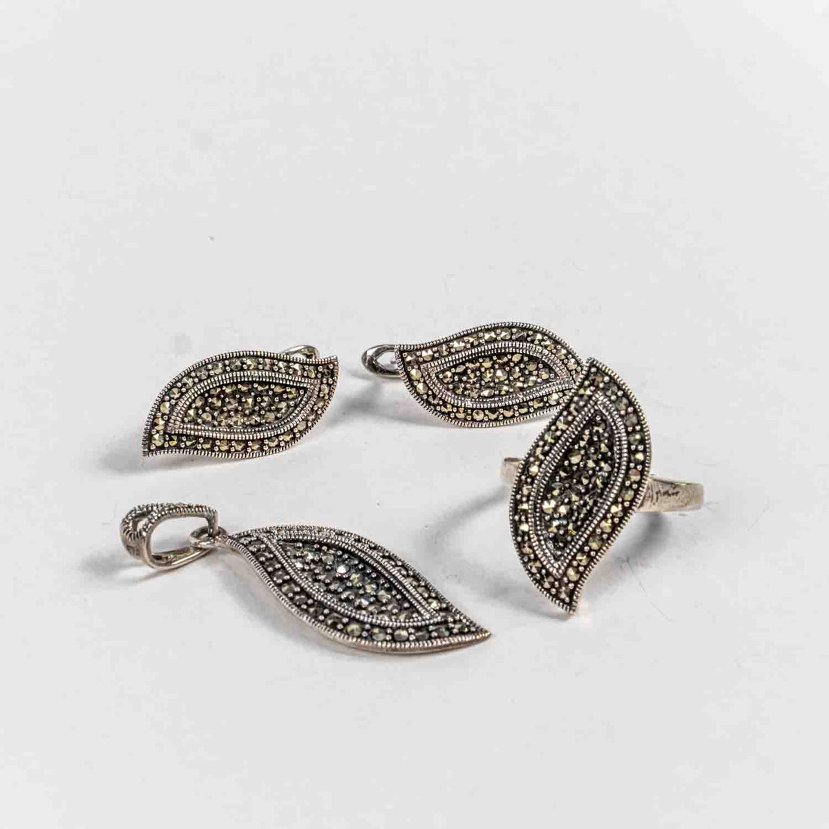 Set Bijuterii STILL Argint 925 - Pandantiv,  Inel,  Cercei, Marcasite, Marime Inel 8, Gri Metalic