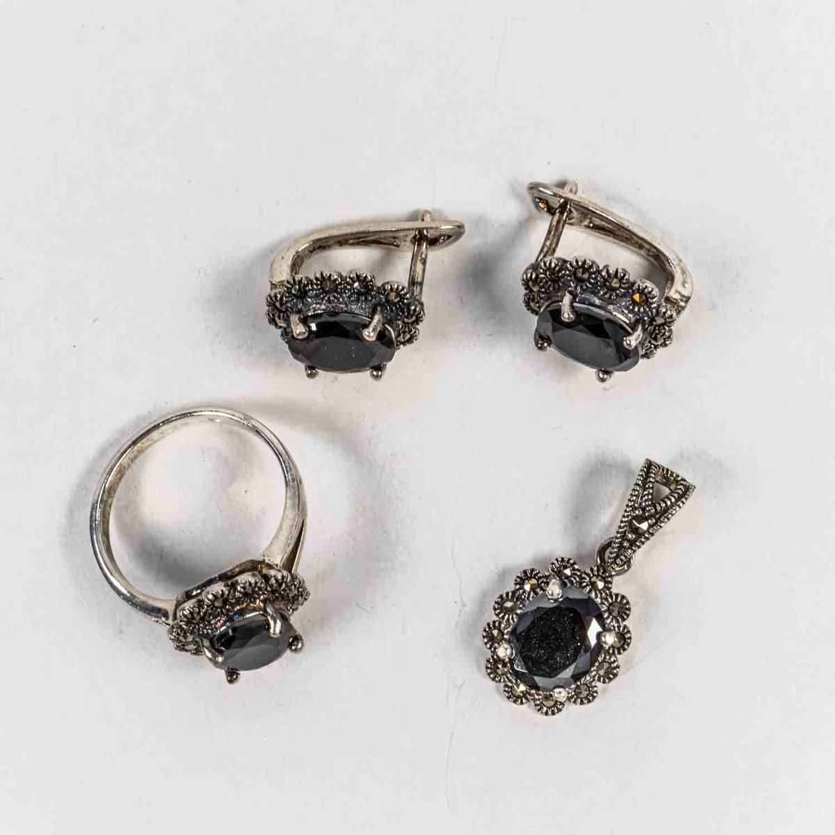 Set Bijuterii STILL Argint 925 - Pandantiv,  Inel,  Cercei, Zirconia si Marcasite, Marime Inel 8, Negru