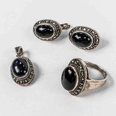 Set Bijuterii STILL Argint 925 - Pandantiv,  Inel,  Cercei, Onix si Marcasite, Marime Inel 7, Negru