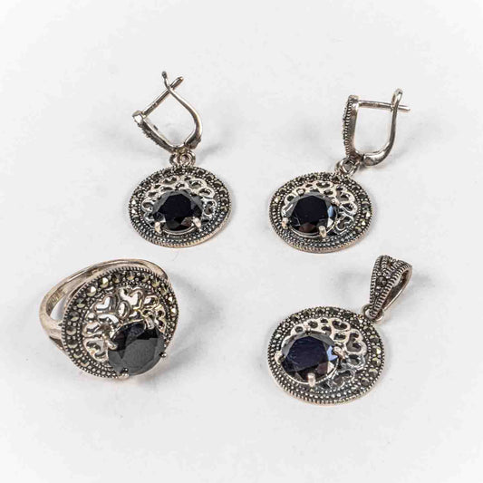 Set Bijuterii STILL Argint 925 - Pandantiv,  Inel,  Cercei, Zirconia si Marcasite, Marime Inel 8, Negru disponibil si cu piatra mov(8),verde(8),rosie(8)