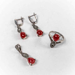 Set Bijuterii STILL Argint 925 - Pandantiv,  Inel,  Cercei, Carneol si Marcasite, Marime Inel 8, Rosu