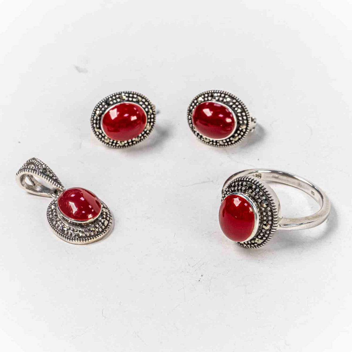 Set Bijuterii STILL Argint 925 - Pandantiv,  Inel,  Cercei, Carneol si Marcasite, Marime Inel 8, Rosu