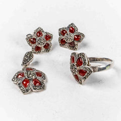 Set Bijuterii STILL Argint 925 - Pandantiv,  Inel,  Cercei, Carneol si Marcasite, Marime Inel 8, Rosu