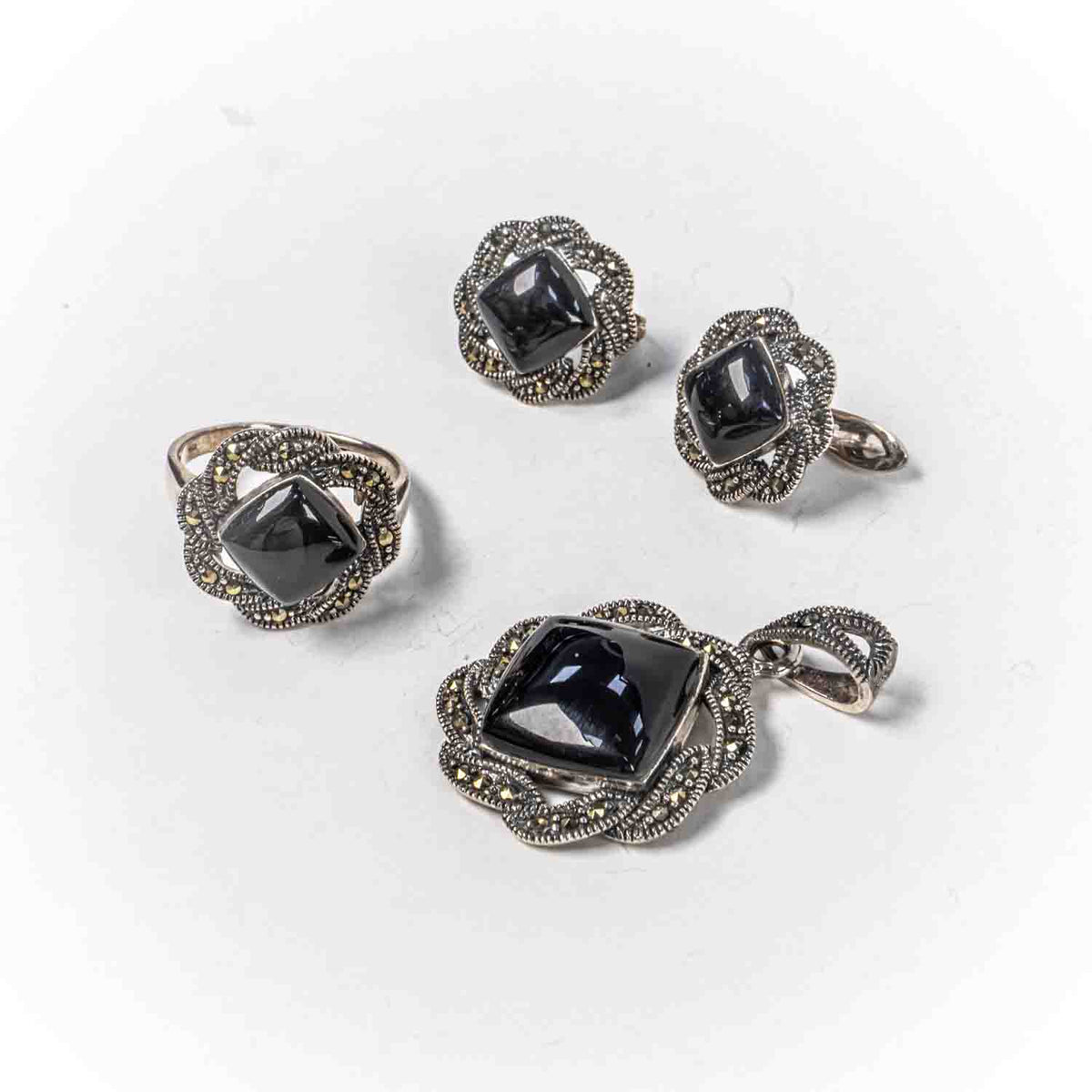 Set Bijuterii STILL Argint 925 - Pandantiv,  Inel,  Cercei, Onix si Marcasite, Marime Inel 7, Negru