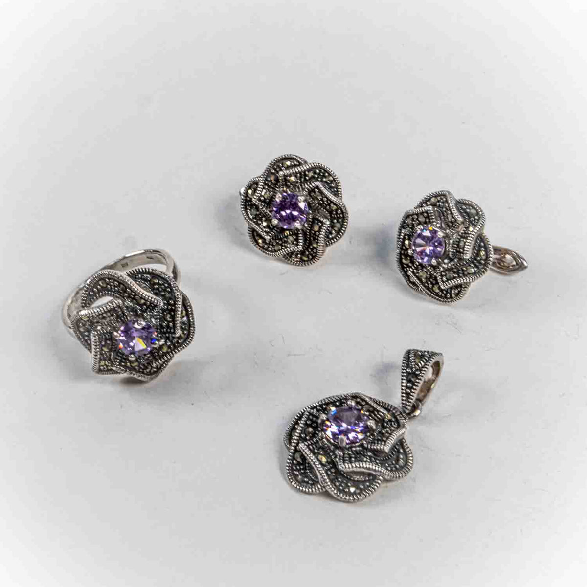 Set Bijuterii STILL Argint 925 - Pandantiv,  Inel,  Cercei, Ametist si Marcasite, Marime Inel 8, Violet