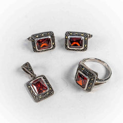 Set Bijuterii STILL Argint 925 - Pandantiv,  Inel,  Cercei, Granit si Marcasite, Marime Inel 7, Rosu