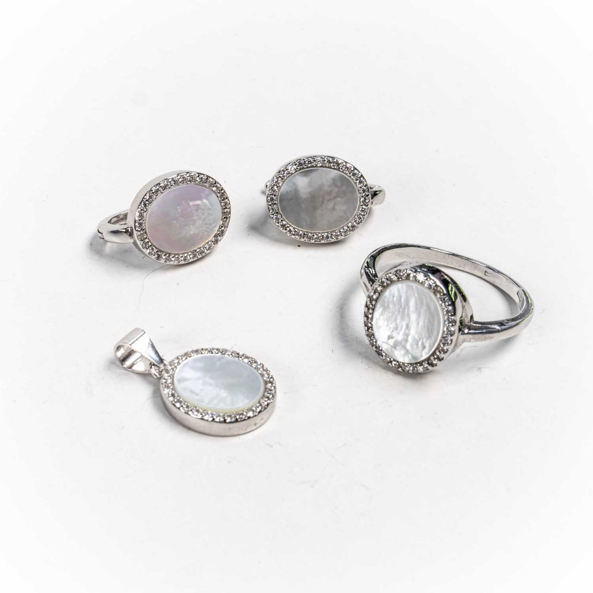 Set Bijuterii STILL Argint 925 - Pandantiv,  Inel,  Cercei, Sidef, Marime Inel 8, Alb sidefat