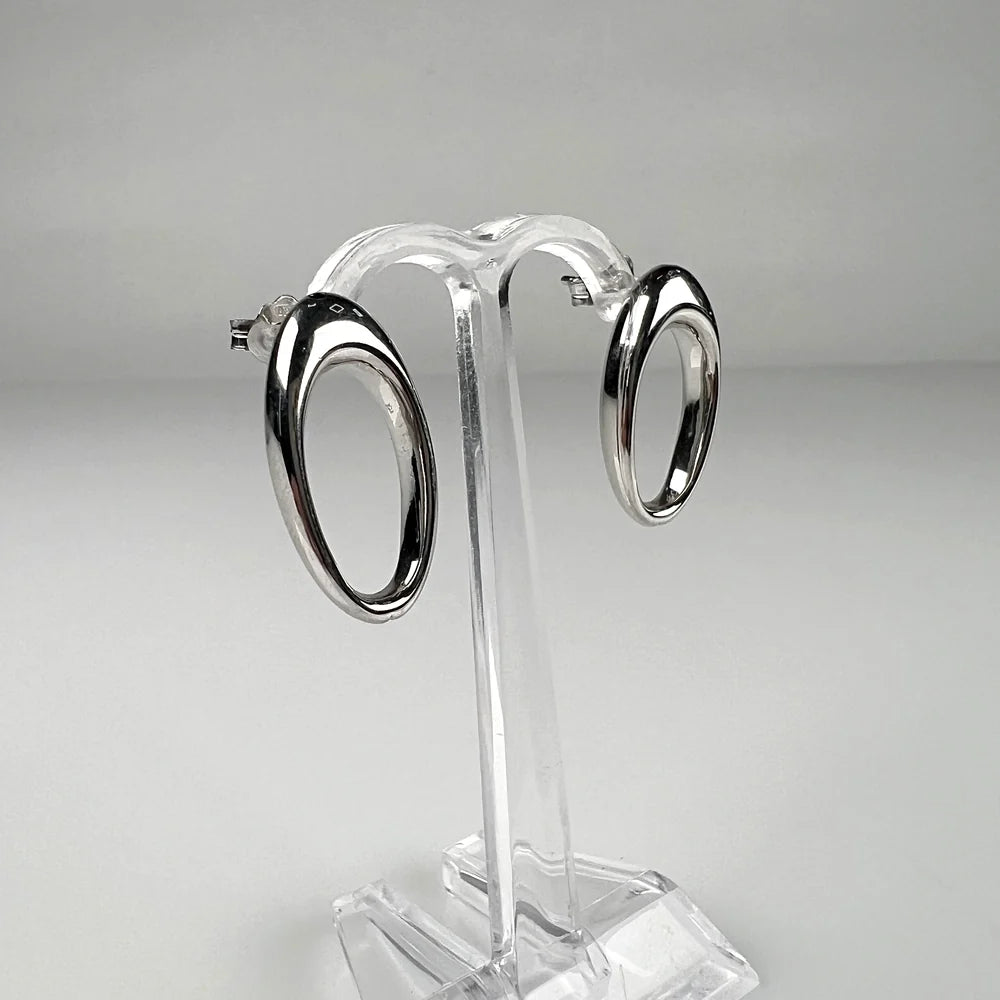 Cercei drop din argint 925 cu prindere fluture, 22 mm - vedere 1