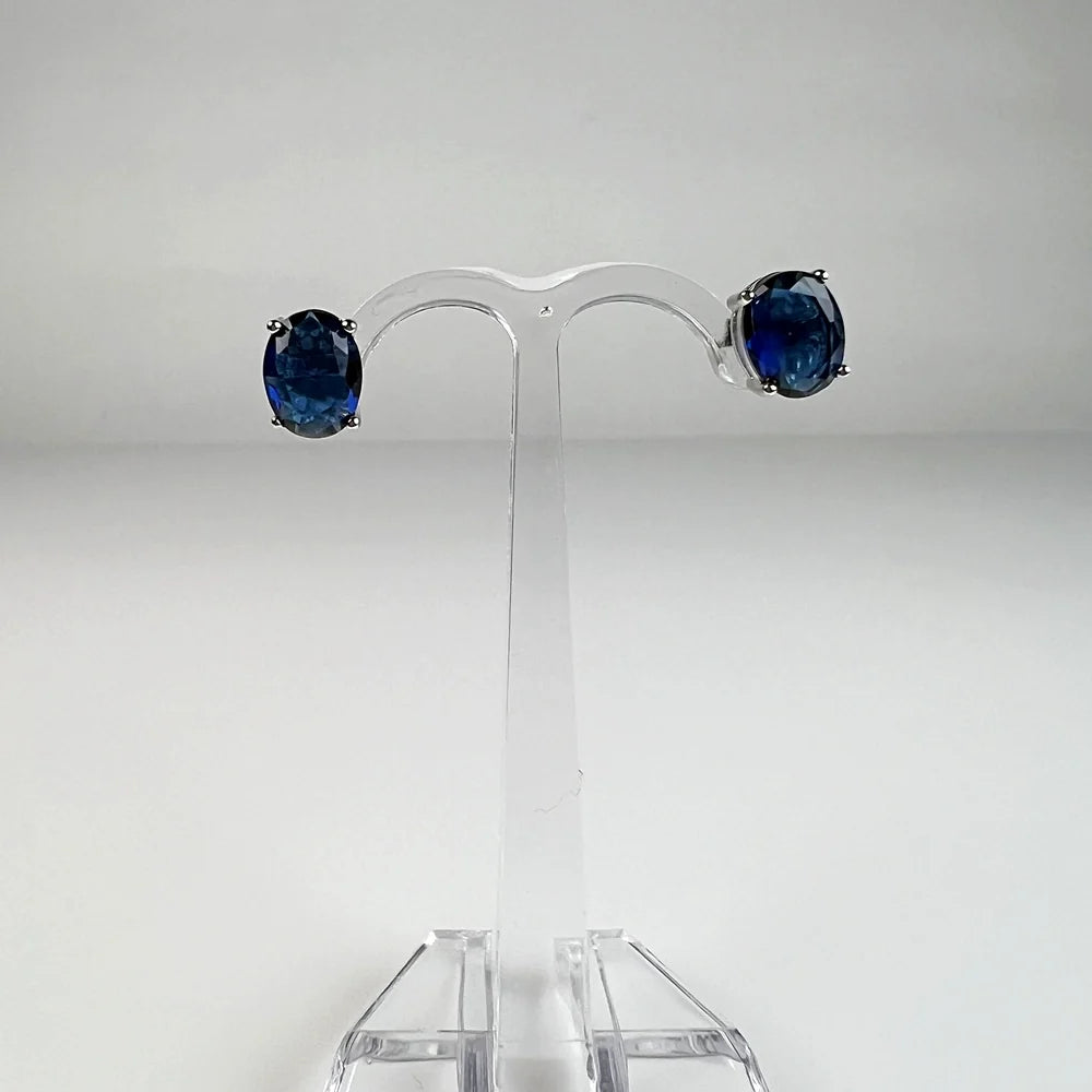 Cercei zirconia cu surub si fluture din argint 925 - vedere 2