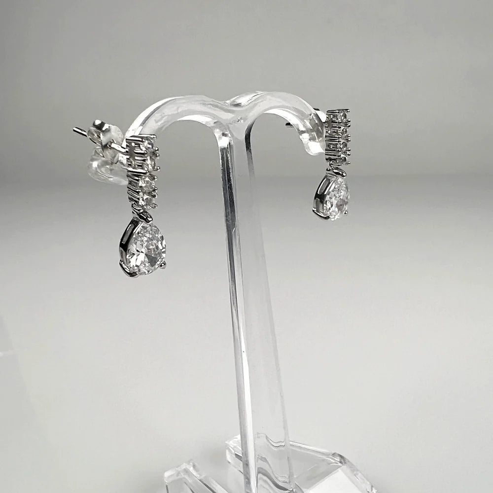 Cercei lungi din argint 925 cu zirconia si fluture push-back - vedere 1