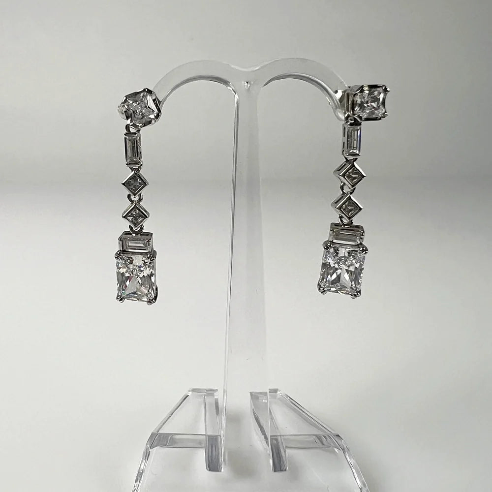 Cercei lungi cu zirconia si prindere fluture din argint 925 - vedere 2