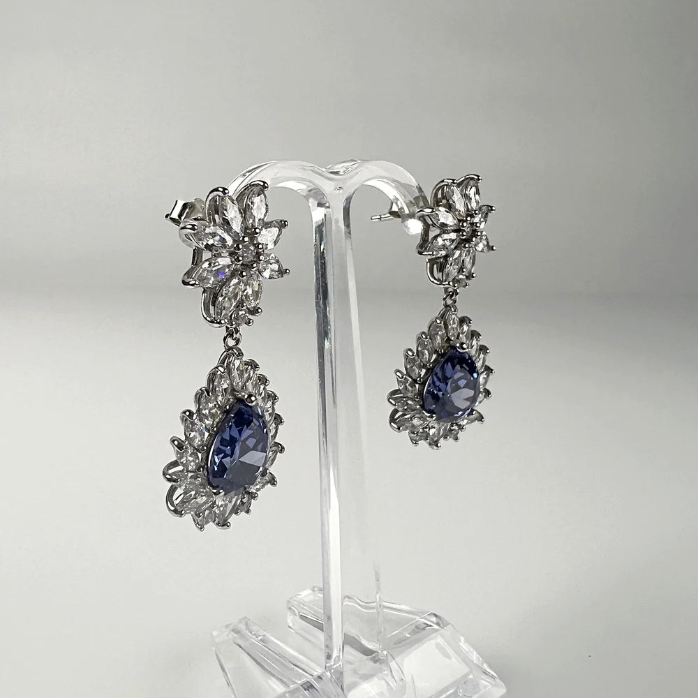 Cercei lungi zirconia cu prindere fluture din argint 925 - vedere 1