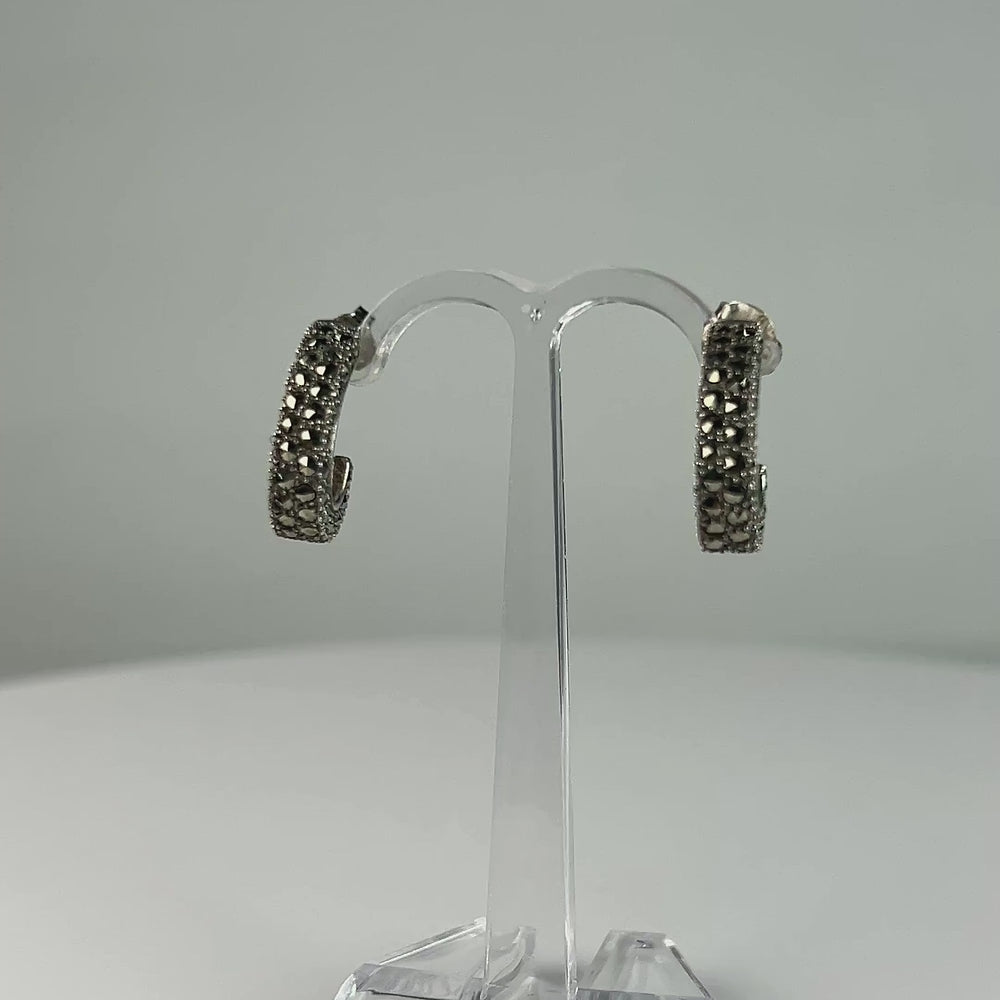 Cercei marcasite cu surub si fluture din argint 925 - video prezentare
