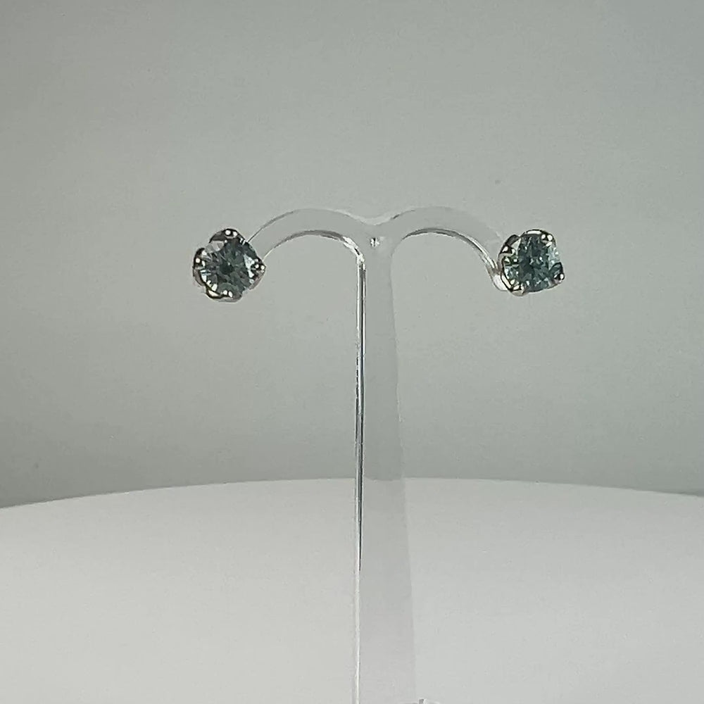 Cercei zirconia cu surub si fluture din argint 925 6mm - video prezentare