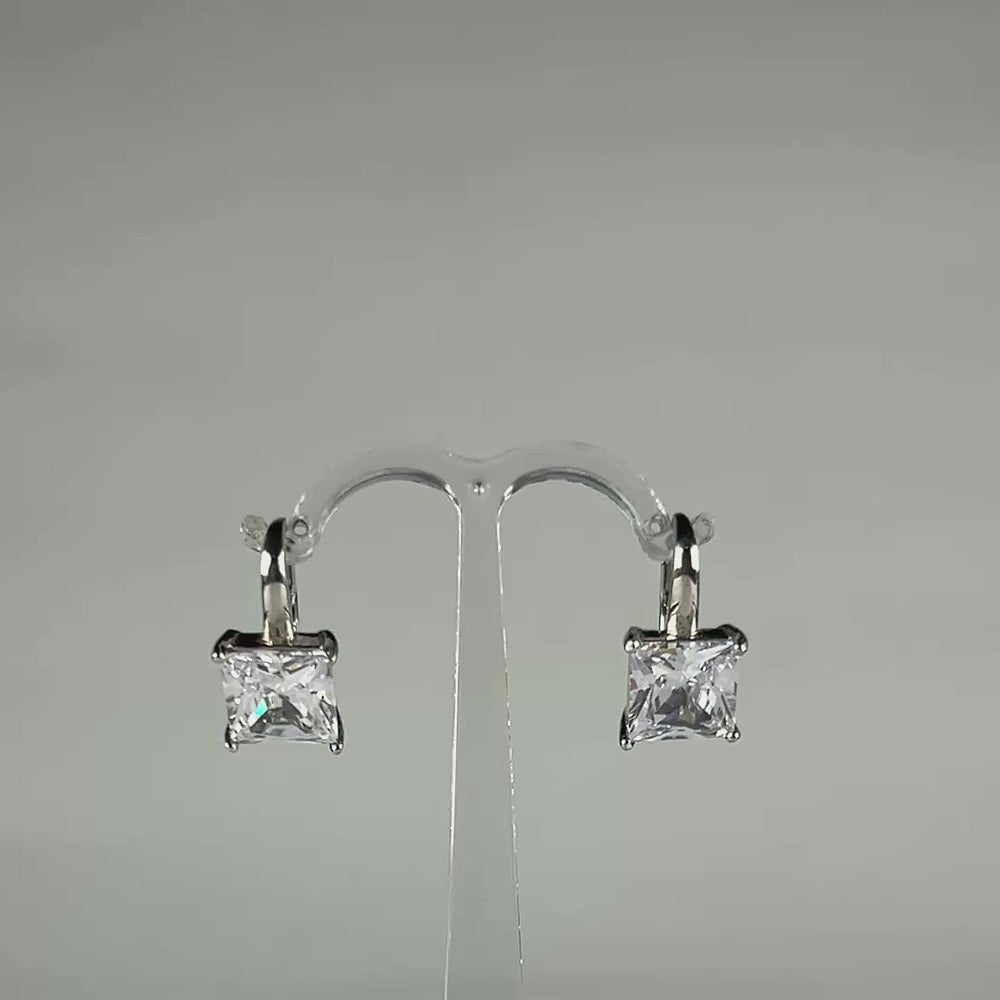 Cercei drop zirconia cu prindere leverback din argint 925 - video prezentare