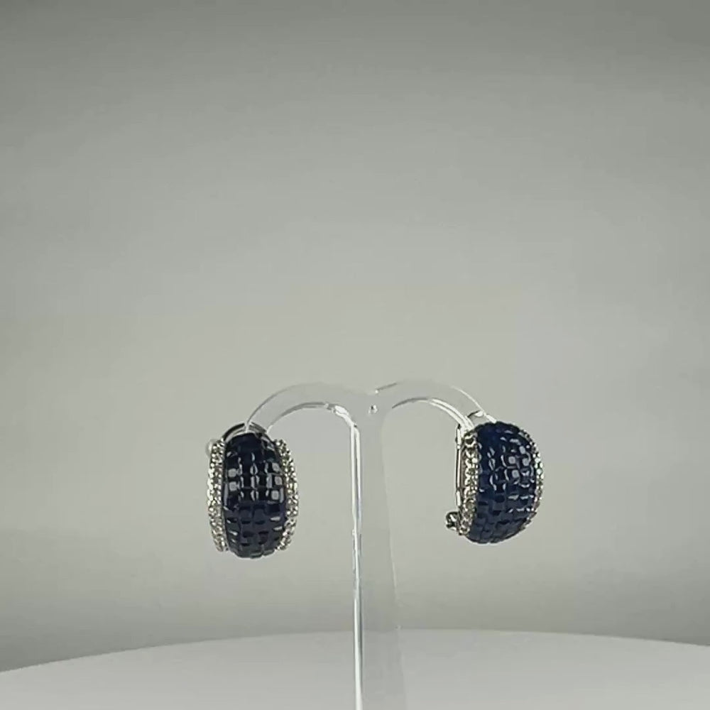 Cercei stud zirconia cu prindere omega din argint 925 - video prezentare