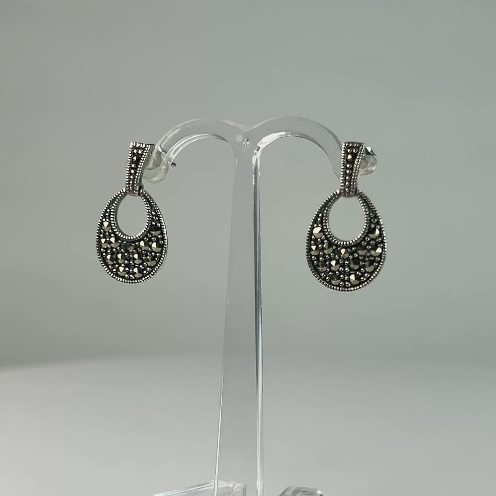 Cercei drop marcasite cu fluture din argint 925 - video prezentare