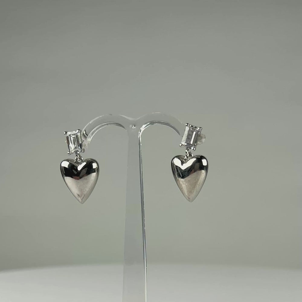 Cercei drop zirconia cu prindere fluture din argint 925 - video prezentare