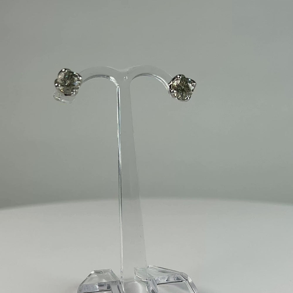 Cercei argint 925 cu zirconia si prindere fluture 6mm - video prezentare