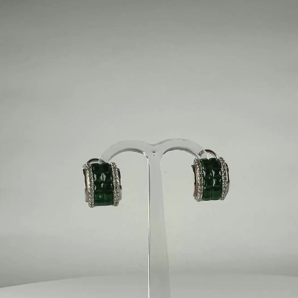 Cercei stud zirconia cu sistem omega din argint 925 - video prezentare